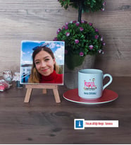 Rusça Öğretmeni Fotoğraflı Dekoratif Taş, Ahşap Altlıklı Türk Kahvesi Fincanı Hediye (Model 8)