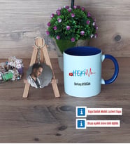 Hekim Kupa Bardak Beyaz ve Fotoğraflı Ahşap Anahtarlık Hediye (Model 3)