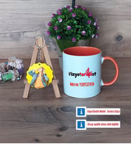 Fizyoterapist Kupa Bardak Beyaz ve Fotoğraflı Ahşap Anahtarlık Hediye Fizyoterapistler Günü Hediyesi (Model 13)