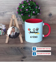 Bankacı Kupa Bardak Beyaz ve Fotoğraflı Ahşap Anahtarlık Hediye (Model 2)