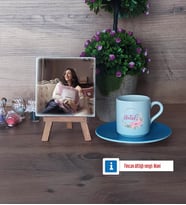 İsme Özel İsim Yazılı Fotoğraflı Dekoratif Taş, Ahşap Altlıklı Türk Kahvesi Fincanı Hediye (Model 5)