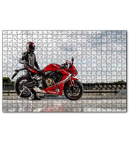 Cakapuzzle Honda CBR 650 ve Sürücüsü  Puzzle Yapboz MDF (Ahşap) (255 Parça)