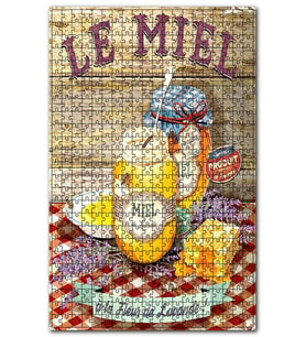 Cakapuzzle Bal Ve Arılar Ahşap Zeminde Afişi Görseli Puzzle Yapboz MDF (Ahşap) (500 Parça)