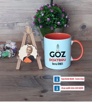 Göz Doktoru Kupa Bardak Beyaz ve Fotoğraflı Ahşap Anahtarlık Hediye Tıp Bayramı Hediyesi (Model 13)