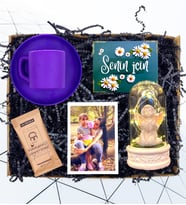 Kişiye Özel Fotoğraflı Set & Renkli Kahve Fincanı & Işıklı Beyaz Melekli Fanus HA3 (Mor)