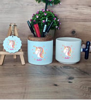 Unicorn Hediye Sepeti Kupa Bardak T Kulplu, Kalemlik ve Anahtarlık Kadın Arkadaşa Doğum Günü Hediyesi (Model 2)