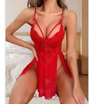Beleng Kadın Dantel ve Tül Detaylı Yanları Yırtmaçlı Fantezi Gecelik/Babydoll -6066/6065 (Kırmızı)