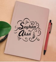 BK Gift Kişiye Özel İsimli Pudra Pembesi Sert Kapaklı Defter ve Tükenmez Kalem Seti, Arkadaşa Hediye, Yeni İş Hediyesi, Doğum Günü Hediyesi (Model 17)