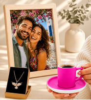 Kişiye Özel Fotoğraflı Hediye Seti Pembe Kahve Fincanı ve Anka Kuşu Kolyeli