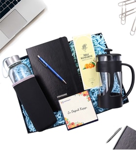 Kişiye Özel Siyah Defter & Gümüş Renk Detaylı Kalem & Özel Kılıflı 500Ml Su Matarası & Rebul Mandalina Kolonya & Siyah French Press Hediye Seti (Model 2)