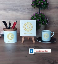 Gold Baş Harf Hediye Seti Dekoratif Taş, Kalemlik, Ahşap Altlıklı Türk Kahvesi Fincanı Hediye (Model 7)