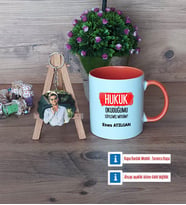 Hukuk Okuduğumu Söylemiş Miydim Kupa Bardak Beyaz ve Fotoğraflı Ahşap Anahtarlık Hediye (Model 13)