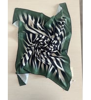Zebra Desenli Dijital Baskı Rayon Eşarp (Yeşil)