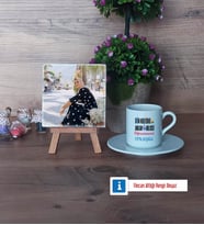 Din Kültürü Öğretmeni Fotoğraflı Dekoratif Taş, Ahşap Altlıklı Türk Kahvesi Fincanı Hediye Öğretmenler Günü Hediyesi (Model 2)
