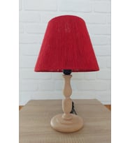 RETRO NOW PERGE NATURAL AHŞAP AYAKLI ABAJUR (Kırmızı)