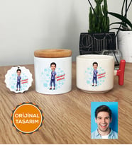 Kişiye Özel Karikatürlü Hemşire Hediye Seti T Kupa, Kalemlik, Anahtarlık Erkek Hemşireye Tıp Bayramı Hediyesi (Pembe)