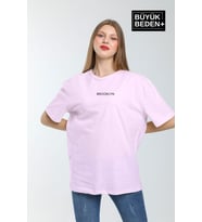 Kadın Büyük Beden Orta Brooklyn Baskılı Bisiklet Yaka Tshırt SPR25BTSK11 (Pembe)