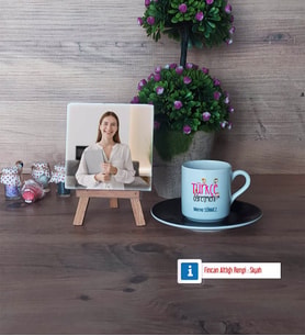 Türkçe Öğretmeni Fotoğraflı Dekoratif Taş, Ahşap Altlıklı Türk Kahvesi Fincanı Hediye (Model 7)