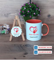 Anneye Hediye Kupa Bardak Kırmızı ve Ahşap Anahtarlık Hediye (Model 12)