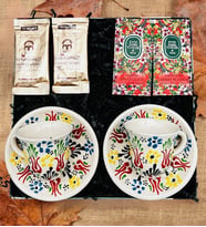 El Yapımı Çini Desenli Fincan Seti & Mehmet Efendi Kahve & Eyüp Sabri Tuncer Mendil & Lotus Mum (Beyaz)