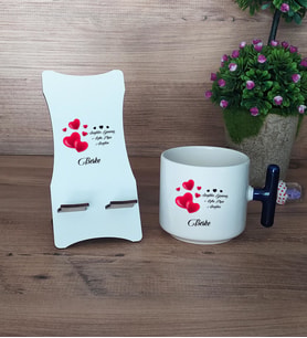 Sevgiliye Hediye Hediye Sepeti Kupa Bardak T Kulplu ve Ahşap Telefon Standı Sevgililer Günü Hediyesi (Model 2)