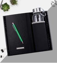 Kişiye Özel Gümüş Renk Detaylı Tükenmez Kalem & Siyah Defter & Siyah Özel Kılıflı 500Ml Su Matarası Hediye Seti (Model 4)
