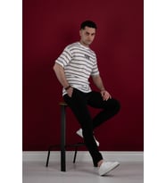 OVERSİZE ÇİZGİLİ İNCE PENYE ERKEK T-SHİRT  (Beyaz)