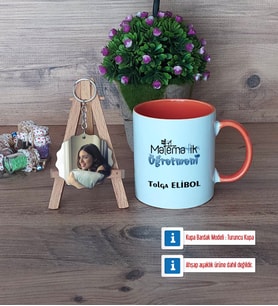 Matematik Öğretmeni Kupa Bardak Beyaz ve Fotoğraflı Ahşap Anahtarlık Hediye Matematik Öğretmenine Hediye (Model 13)