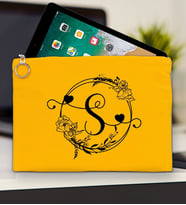 BK Gift Kişiye Özel Harfli Tablet Çantası 30x21cm(12 Renk Seçeneği), Ipad Çantası, Baskılı Tablet Kılıfı (Sarı)