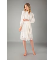 Lacivert Şalyaka Dantelli Niki Kadife Bambu Cotton Bayan Sabahlık (Krem)