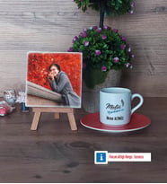Müdür Yardımcısı Fotoğraflı Dekoratif Taş, Ahşap Altlıklı Türk Kahvesi Fincanı Hediye Öğretmenler Günü Hediyesi (Model 8)