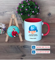 Uluslararası İlişkiler Uzmanı Kupa Bardak Beyaz ve Fotoğraflı Ahşap Anahtarlık Hediye (Model 2)
