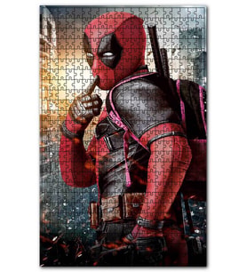 Cakapuzzle Deadpool ve Şehir Manzarası Puzzle Yapboz MDF (Ahşap) (255 Parça)