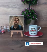 Otomotiv Mühendisi Fotoğraflı Dekoratif Taş, Ahşap Altlıklı Türk Kahvesi Fincanı Hediye (Model 3)