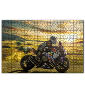 Cakapuzzle Honda Motosiklet Motosikletçi Görsel  Puzzle Yapboz MDF (Ahşap) (255 Parça)