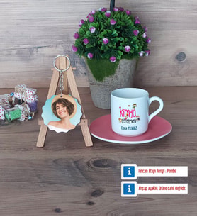 Kimya Öğretmeni Türk Kahvesi Fincanı Ahşap Altlıklı ve Fotoğraflı Ahşap Anahtarlık Hediye (Model 6)