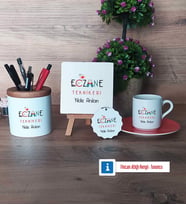 Eczane Teknikeri Hediye Seti Dekoratif Taş, Kalemlik, Ahşap Altlıklı Türk Kahvesi Fincanı, Ahşap Anahtarlık Hediye (Model 8)