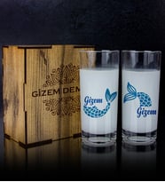 eJOYA Kişiye Özel Kutusunda 2'li Rakı Bardağı Hediye Seti 107147 (Bordo)