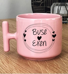 Kişiye Özel İki İsim Yazılı Hediye Pastel T Kupa Sevgililer Günü Hediyesi (Pembe)