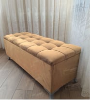 Çizgi Kapitoneli Sandıklı Puf Bench 120 cm Gümüş Ayak (Vizon)