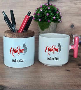Hakim Hediye Sepeti Kupa Bardak T Kulplu, Kalemlik Hediyeleri Dünya Hukuk Günü Hediyesi (Model 4)