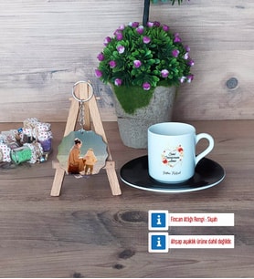 Anneye Doğum Günü Hediyesi Türk Kahvesi Fincanı Ahşap Altlıklı ve Fotoğraflı Ahşap Anahtarlık Hediye (Model 7)