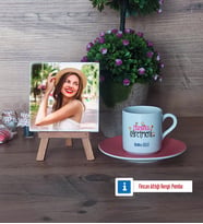 İtalyanca Öğretmeni Fotoğraflı Dekoratif Taş, Ahşap Altlıklı Türk Kahvesi Fincanı Hediye (Model 6)