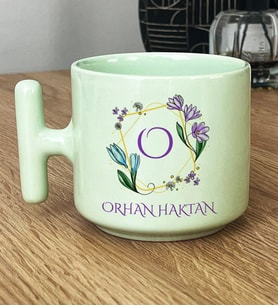 Kişiye Özel Çiçekli O Harfli Hediye Pastel T Kupa İsim Soyisim Yazılı (Yeşil)