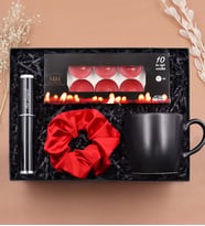 Kişiye Özel Kutusunda Touch Pen & Kupa & Saten Toka & 10'lu Kırmızı Mum Hediye Seti (Siyah)