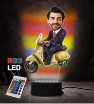 Doğum Günü Hediyesi,Sevgiliye Hediye, Kişiye Özel Fotoğraflı Vespa Karikatür 3D Led Lamba (RGB)