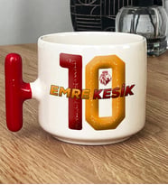 Kişiye Özel Taraftar Hediye T Kupa Bardak Sevgiliye Babaya Erkek Kardeşe Hediye (Kırmızı)