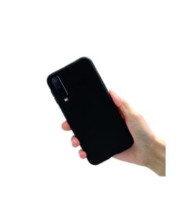 Samsung Galaxy A7 2018 Kılıf Kamera Korumalı Silikon Rubber Arka Kapak (Siyah)