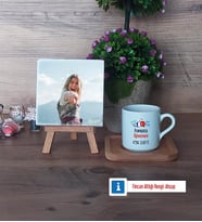 Fransızca Öğretmeni Fotoğraflı Dekoratif Taş, Ahşap Altlıklı Türk Kahvesi Fincanı Hediye Öğretmenler Günü Hediyesi (Model 1)