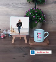 Teyzeye Hediye Fotoğraflı Dekoratif Taş, Ahşap Altlıklı Türk Kahvesi Fincanı Hediye (Model 1)